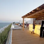 إتش إم تروبيكال فندق