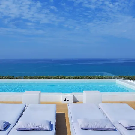 إتش إم تروبيكال بلايا ذي بالما