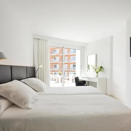 Hm トロピカル ホテル 4*