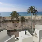 Hm Tropical Hotel 4*