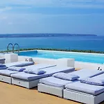 Hm Tropical Hotel