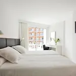 Hm Tropical Hotel 4*