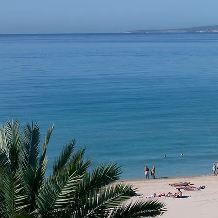 Hm Tropical Hotel 4*