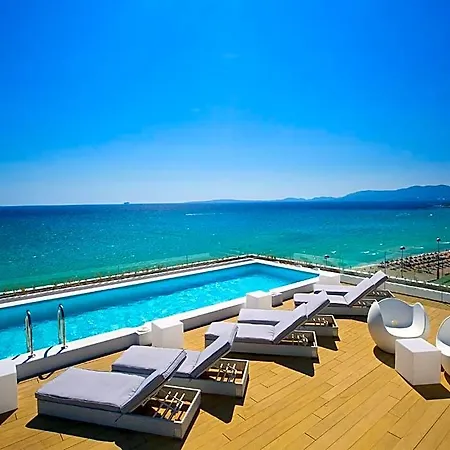 Hm Tropical Hotel